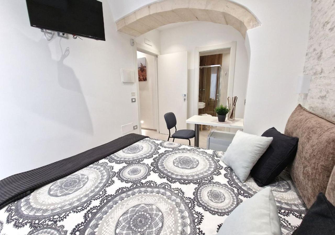 B&B Tra Le Vie Del Borgo Vieste Exterior photo